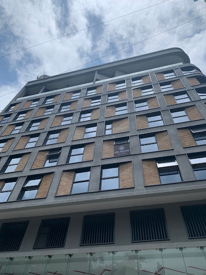 Dr. Aditi Ambekar - Gynecologist | Infertility Specialist | Laparoscopic Surgeon | High-Risk Pregnancy | Pune