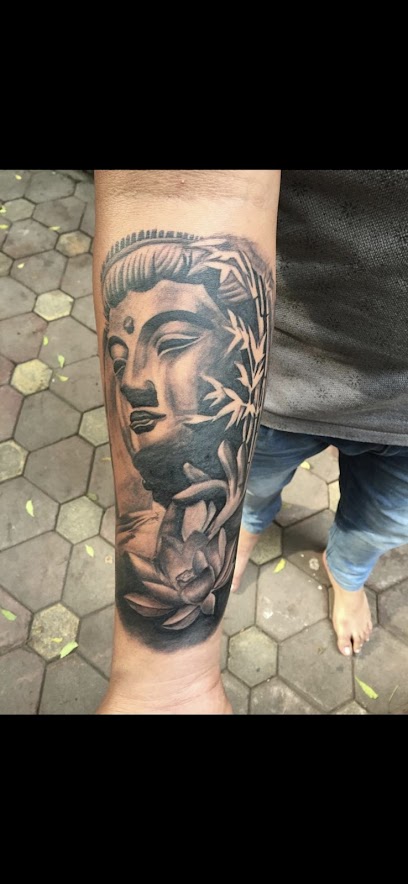 RK Tattoo & Piercing Studio