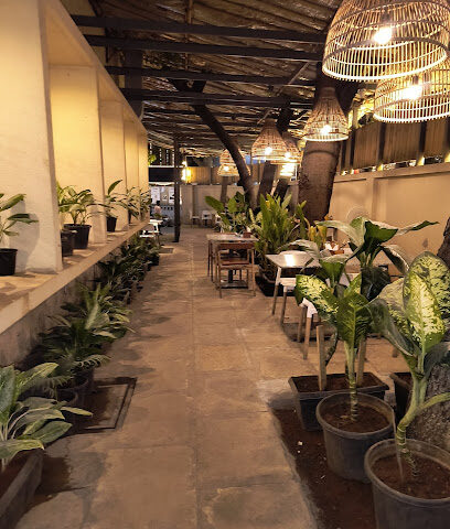 Savannah, The garden restaurant and cafe